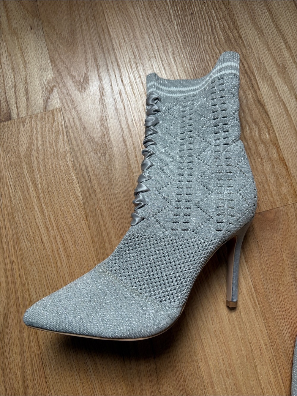 VGUC! Catherine Malandrino sock booties - Picture 7 of 13
